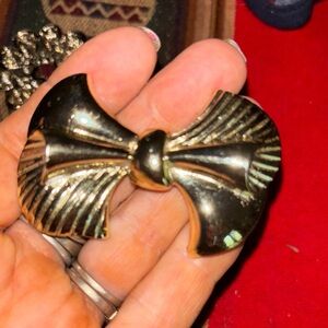 Vintage Gold Tone Now Brooch